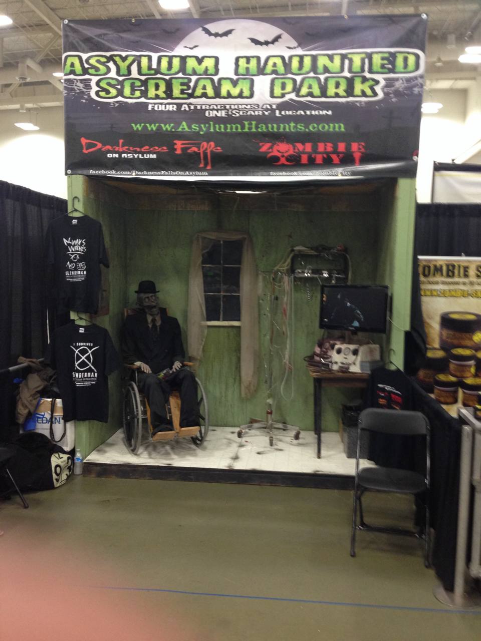 Trade show booth