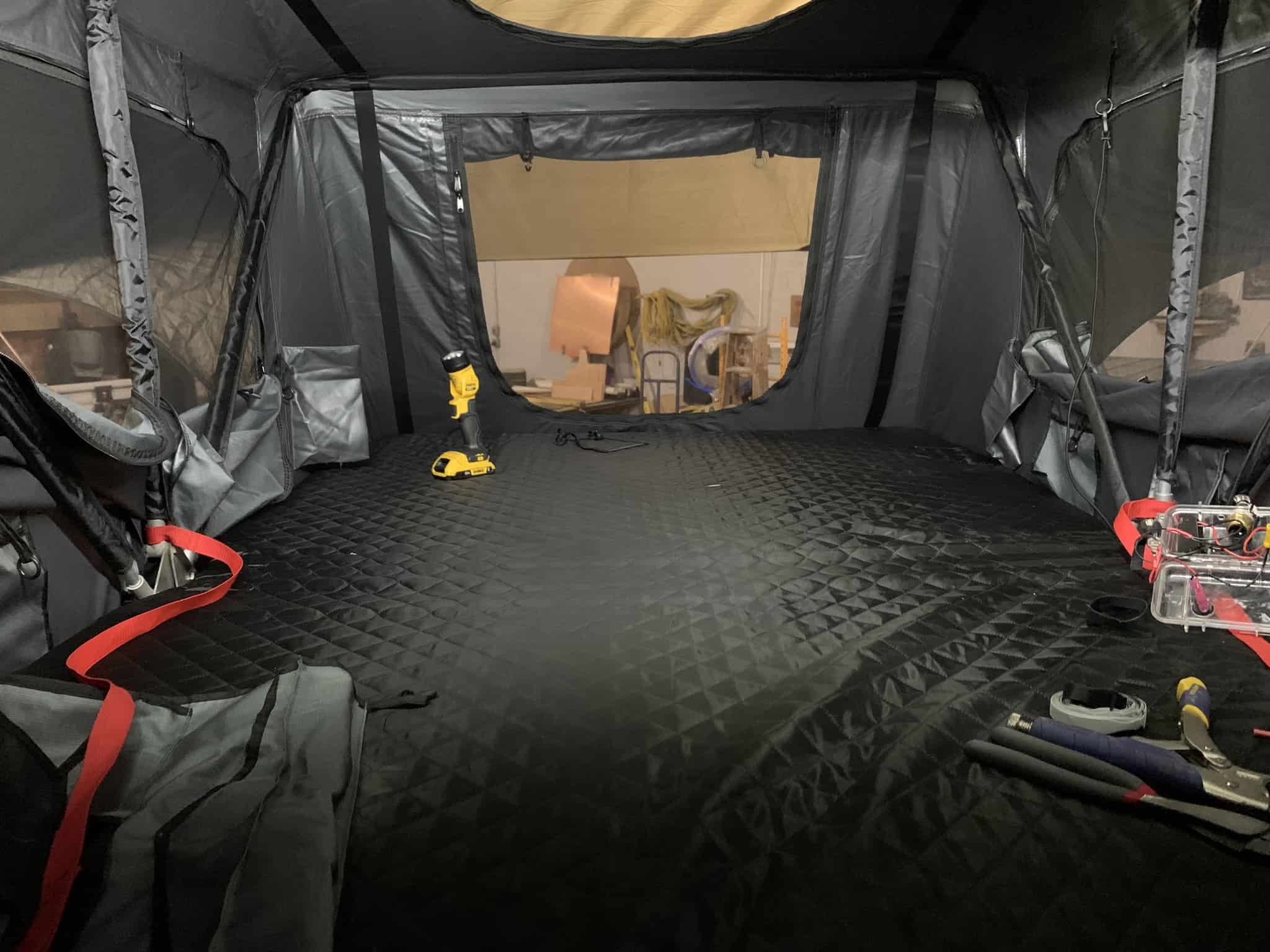 Rooftop tent