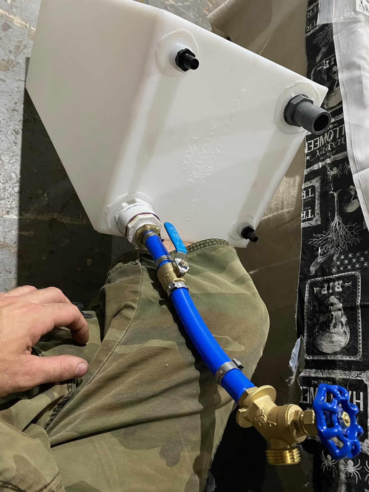 Water tank install