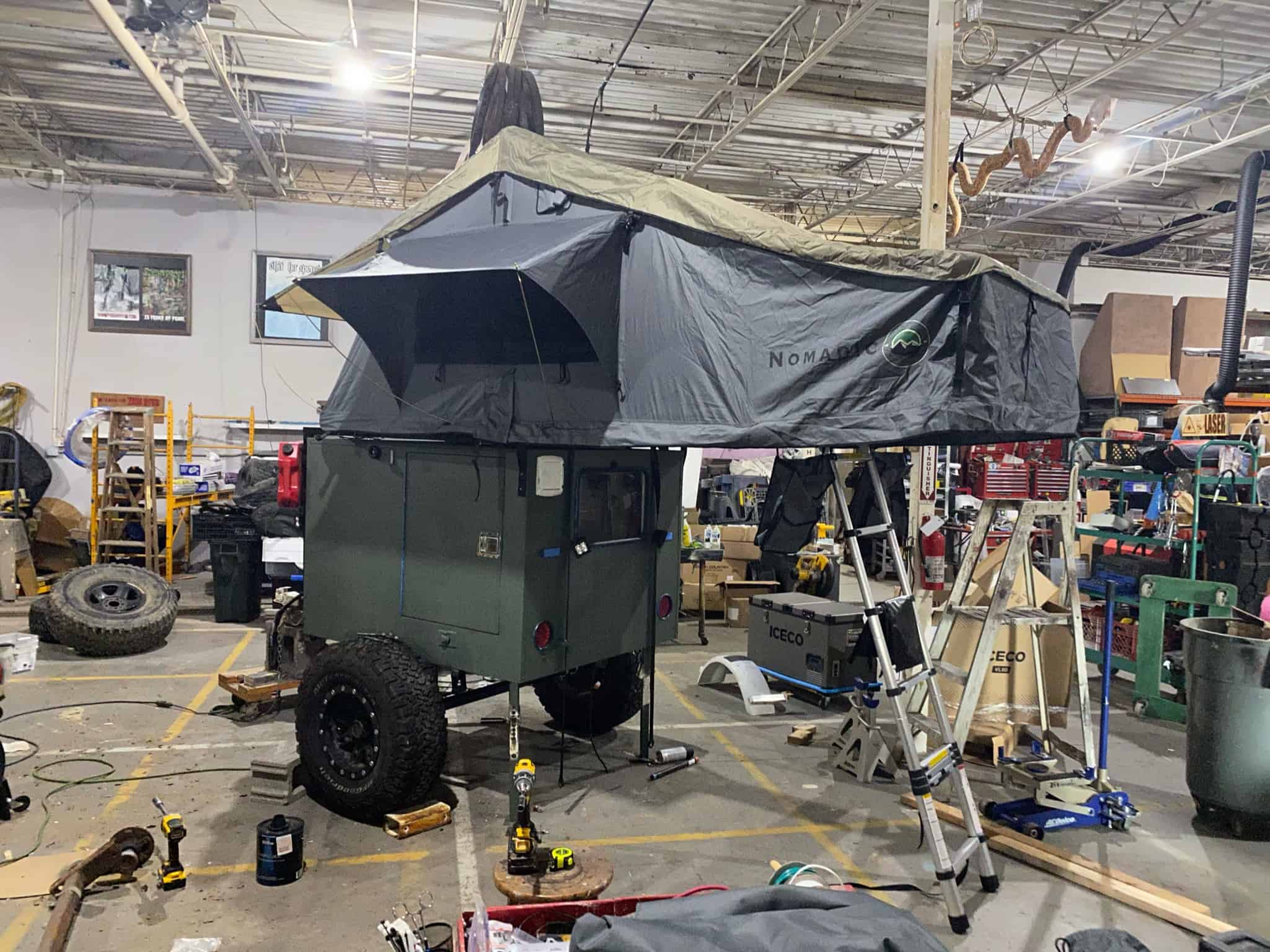 Rooftop tent