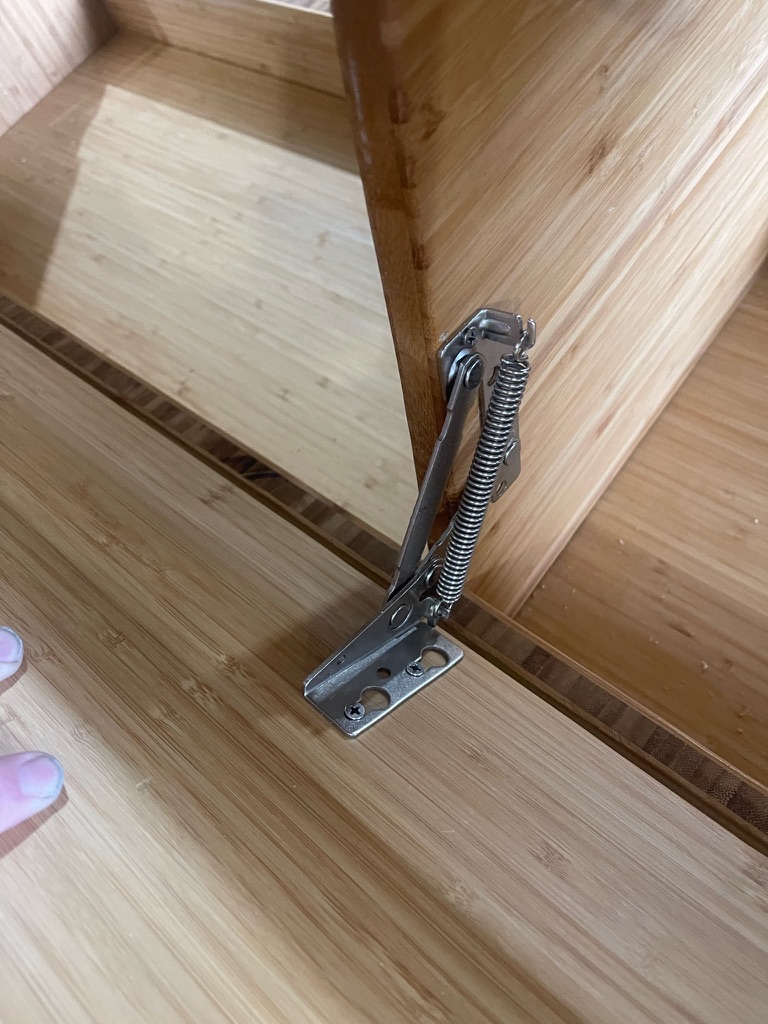 Cabinet hardware install